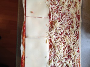 Pizza fertig zum rollen