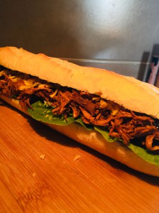 pulled chicken Baguett von pit-blog